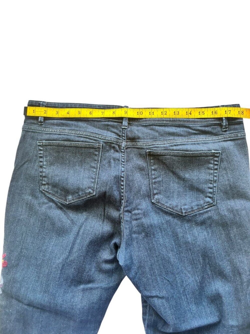 J Jill Denim Authentic Fit Slim Ankle Jeans Floral Embroidered Size 14 Blue - Picture 9 of 14